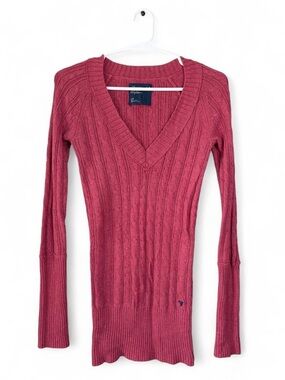American Eagle Y2K Early 2000s Cable Knit Fitted V-Neck Sweater